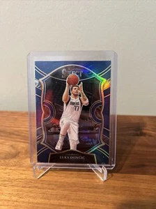 2020-21 Panini Select Luka Doncic Silver Prizm #15 Concourse Mavericks SP ๐ - Picture 1 of 2