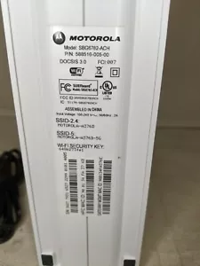 Módem y Router Wi-Fi Motorola SBG6782-ACH Cable de Tabla de Surf con Cable de Alimentación - Imagen 1 de 5