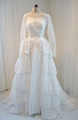 wedding dresses lace long sleeve - Image 1 of 4