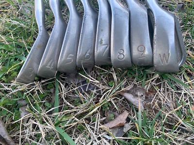 Ping Eye 2 Black Dot 3-9 And Wedge ZZ Lite Shaft Steel RH 77025 - Image 1 of 4