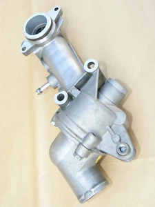 MERCEDES Supercharge Thermostat Housing c230 230 c Kompressor coupe 1112030573 - Picture 1 of 6
