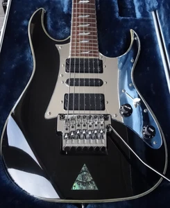 1999 Ibanez UV777 Universe Steve Vai 7 String with original Case - Bild 1 von 1