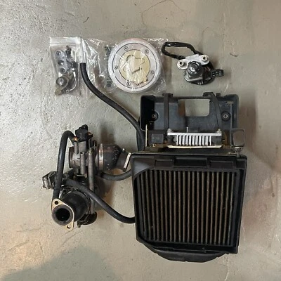 Ducati Monster M900s 2001 ECU admisión de acelerador encendido tapa de gas bloqueo de llave y más Foto 1 de 2