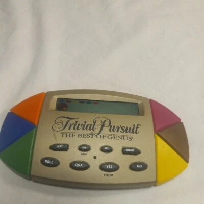 VINTAGE 1997 TRIVIAL PURSUIT THE BEST OF GENIUS ELECTRONIC HANDHELD GAME TESTED - Image 1 of 4