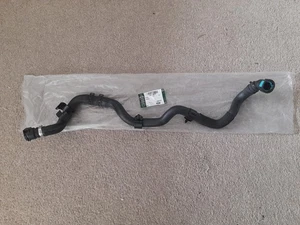 NEW GENUINE LAND RANGE ROVER & SPORT DEFENDER COOLANT HOSE 3.0 PETROL LR123077 - Picture 1 of 5