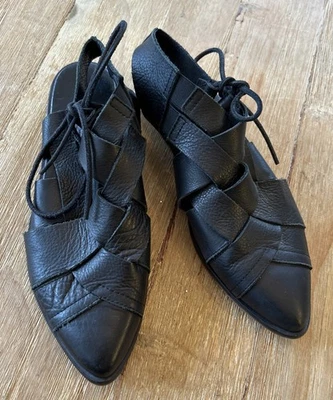 Sapato sem salto Free People Destino tecido com cadarço couro preto boho feminino tamanho 37 - Imagem 1 de 4