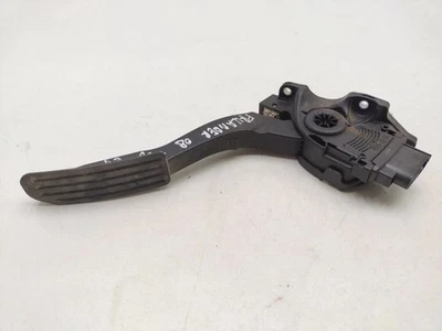 Land Rover Freelander 2 - LR2 2008 diésel acelerador pedal NAB20641 Foto 1 de 3