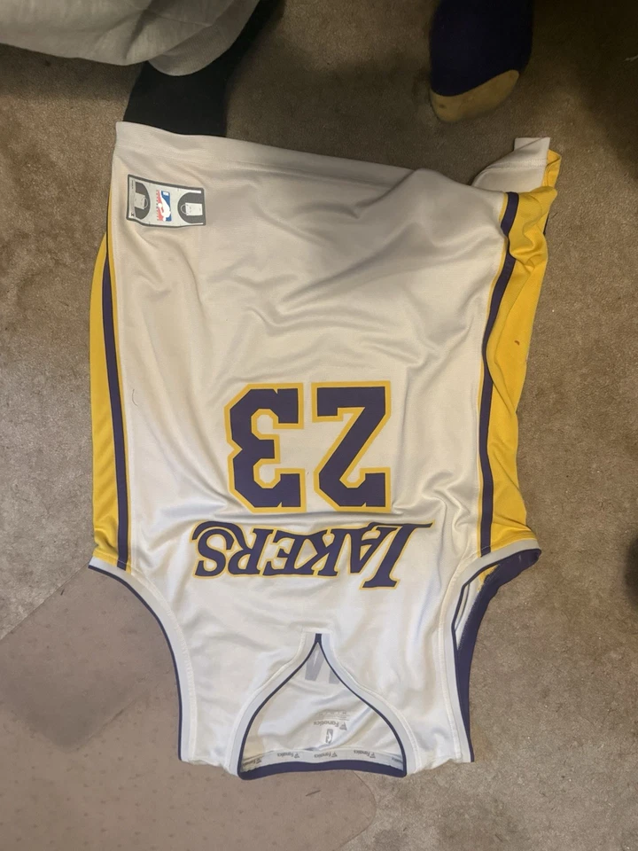 Lebron James White Medium Lakers Jersey 23 - Image 1 of 2