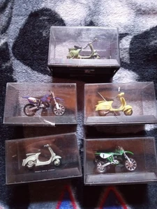 Newray Diecast 5 Bike Lot - Vespa 125 (53/48/60) Suzuki Rm 125 - Picture 1 of 7