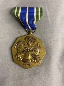 Original U S Army Achievement Medal - Picture 1 of 2