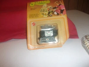 The littles Vintage 1980 Metal Doll House Kitchen Furniture Stove Oven Miniature - Picture 1 of 1