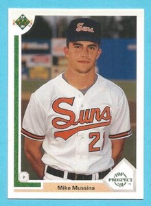 MIKE MUSSINA Singles, Inserts, & Parallels (with Pictures) / You Pick The Cards 