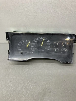 Cuadro de instrumentos Chevy Silverado Sierra GM 1500 2500 95-98 Foto 1 de 4