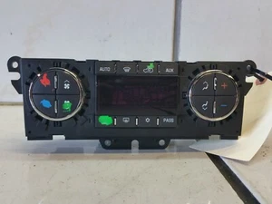 2007 SATURN OUTLOOK HVAC TEMPERATURE CLIMATE HEATER A/C CONTROLS - OPT CJ2 - Picture 1 of 3