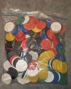 Lot Of 3lbs 10oz Of Plastic Poker Chips - Used - Picture 1 of 2