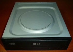 Grabadora Multi DVD ±RW (±R doble capa) DVD-RAM 22x/16x/12x/8x 5.25" LG GH22NS50 - Picture 1 of 3