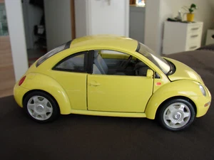 Burago New Beetle 1:18 ohne OVP. - Bild 1 von 6