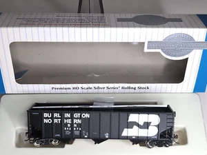 BACHMANN Silver- Bethlehem Steel 100-Ton 3-Bay Hopper "BURLINGTON NORTHERN" - HO - Picture 1 of 7