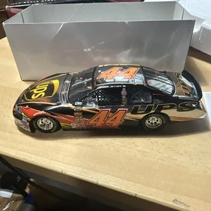 Dale Jarrett 2007 UPS Camry Mesma Chrome Maßstab 1:24 NASCAR Diecast 1 von 504 - Bild 1 von 11