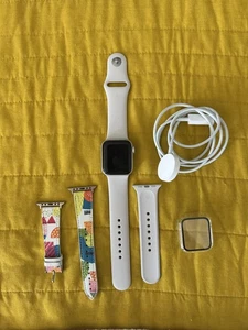 Apple Watch SE 40mm GPS + Cellular Silver A2353 – Good Condition - 1st Gen - Photo 1 sur 4