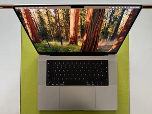 MacbBook Pro 16" Silber, M4pro, 48GB, 4TB, Nano, Restgarantie - Afbeelding 1 van 12