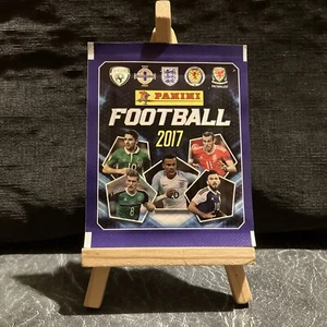 PANINI FOOTBALL 2017 SEALED & UNOPENED STICKER PACK MINT - Picture 1 of 2