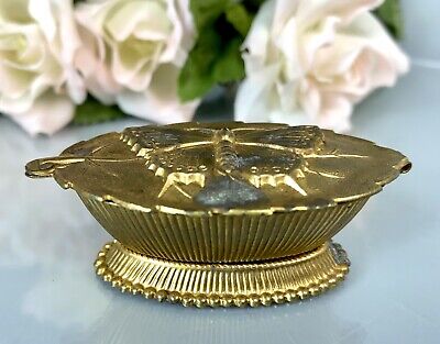 ANTIQUE W. AVERY & SON BRASS NEEDLE CASE/BOX FIGURAL BUTTERFLY 1800s • 150$