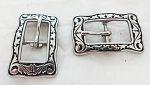 Jeremiah Watt Hebillas Cuadradas Barra Central Caballo Tachuela Acero Inoxidable Par Negro  - Imagen 1 de 2