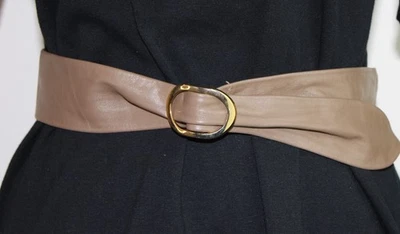 VTG 70s/80s Unbranded Brown Leather Gold Tone Hardware Cinch Belt No Holes 37" S - Image 1 of 3