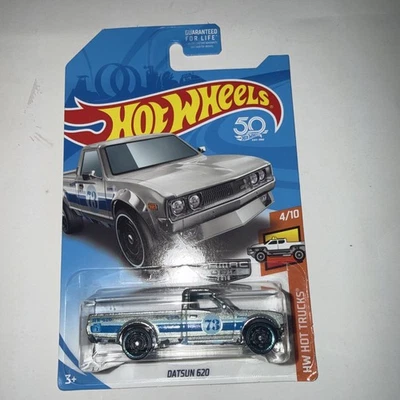 Hot Wheels 2018 holograma sellado de fábrica ZAMAC Datsun 620 camioneta HW Hot Trucks Foto 1 de 4