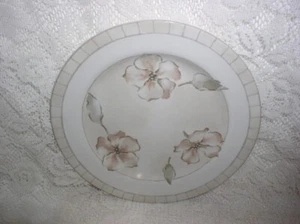 PTS International Linen Flower Salad Dessert Plate Ex - Picture 1 of 3
