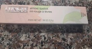 NUEVO EN CAJA Lápiz labial Clinique Almost 06 miel negra 0,06 oz tamaño completo - ENVÍO GRATUITO - Imagen 1 de 9