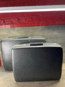 Vintage Royal Traveller Medalist Luggage Hardside Suitcase SET OF TWO - Picture 1 of 9