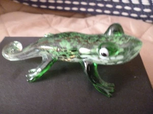 Glass gecko ornament green boxed 3.5" - Picture 1 of 4