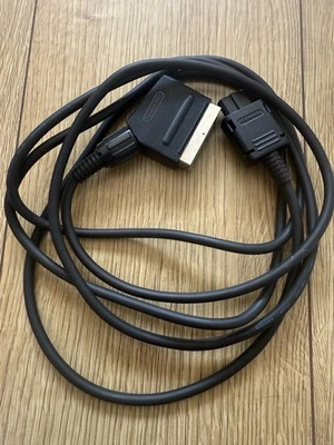 Cable Scart RGB Oficial Nintendo GameCube DOL-013 - Imagen 1 de 4