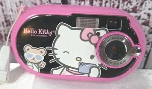 Hello Kitty Digitalkamera mit Blitz 2009 Sanrio Co. VOLL FUNKTIONSFÄHIG - Bild 1 von 9