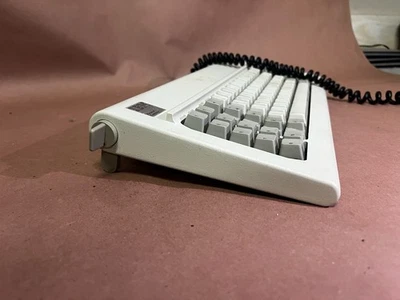 Teclado IBM Modelo F XT Vintage, SIN PROBAR Se vende como está Foto 1 de 4