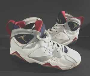 Boys Size 5.5 Y Nike Air Jordan Retro 7 White Athletic Shoes Sneakers 304774-135 - Picture 1 of 14
