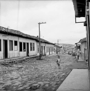PARACATU MG c. 1960 - Rue de la Ville Brésil - Négatif 6x6 - BRA 7 - Picture 1 of 1