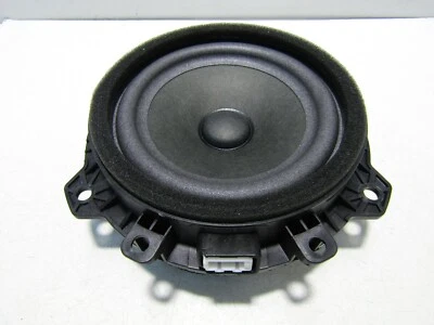 KIA STONIC 2017-20 OFFSIDE/RIGHT REAR DOOR SPEAKER 96330-H8000            O4137 - Image 1 of 4