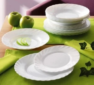 72 Teller 19 cm  19,5 cm TRIANON  Arcopal  Arcoroc Luminarc - Bild 1 von 1