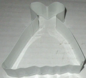 CORTADOR DE GALLETAS DE VESTIDO ~ por Celebrate-It ~ 3 3/4" X 3 3/4" - Imagen 1 de 1