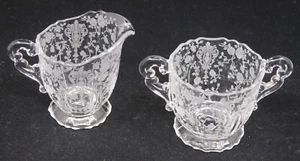VINTAGE CAMBRIDGE ELEGANT GLASS ROSE POINT ETCHED PATTERN CREAMER & SUGAR SET - Picture 1 of 6