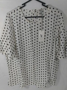 Una Blusa/Top New Day Marfil/Blanco y Negro Lunares Mangas Cortas Tejido Rayón L - Imagen 1 de 3