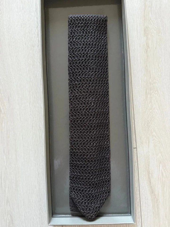 Corbata Tom Ford Negra Sólida 100% Seda Hecha en Italia Foto 1 de 1