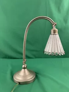 Silver Tone GOOSE NECK LAMP WEIGHTED BASE Leaded Stained Glass Shade BEAUTIFUL - Picture 1 of 7