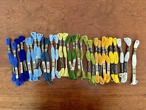 Posten 29 neue Knäuel DMC Stickgarn viele Farben - Bild 1 von 4