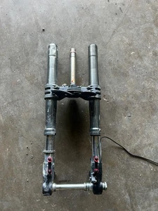 2023 ducati panigale v4s forks - Picture 1 of 17