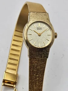 Seiko Watch Women 17mm Champange Dial Gold Tone Round 2C20-0149 New Battery - Picture 1 of 6
