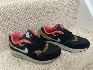 nike leopard print tick